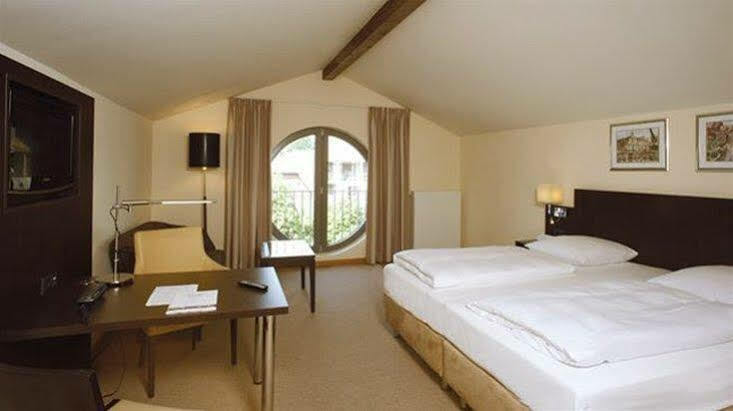 Dormero Hotel Altes Kaufhaus Lueneburg ภายนอก รูปภาพ